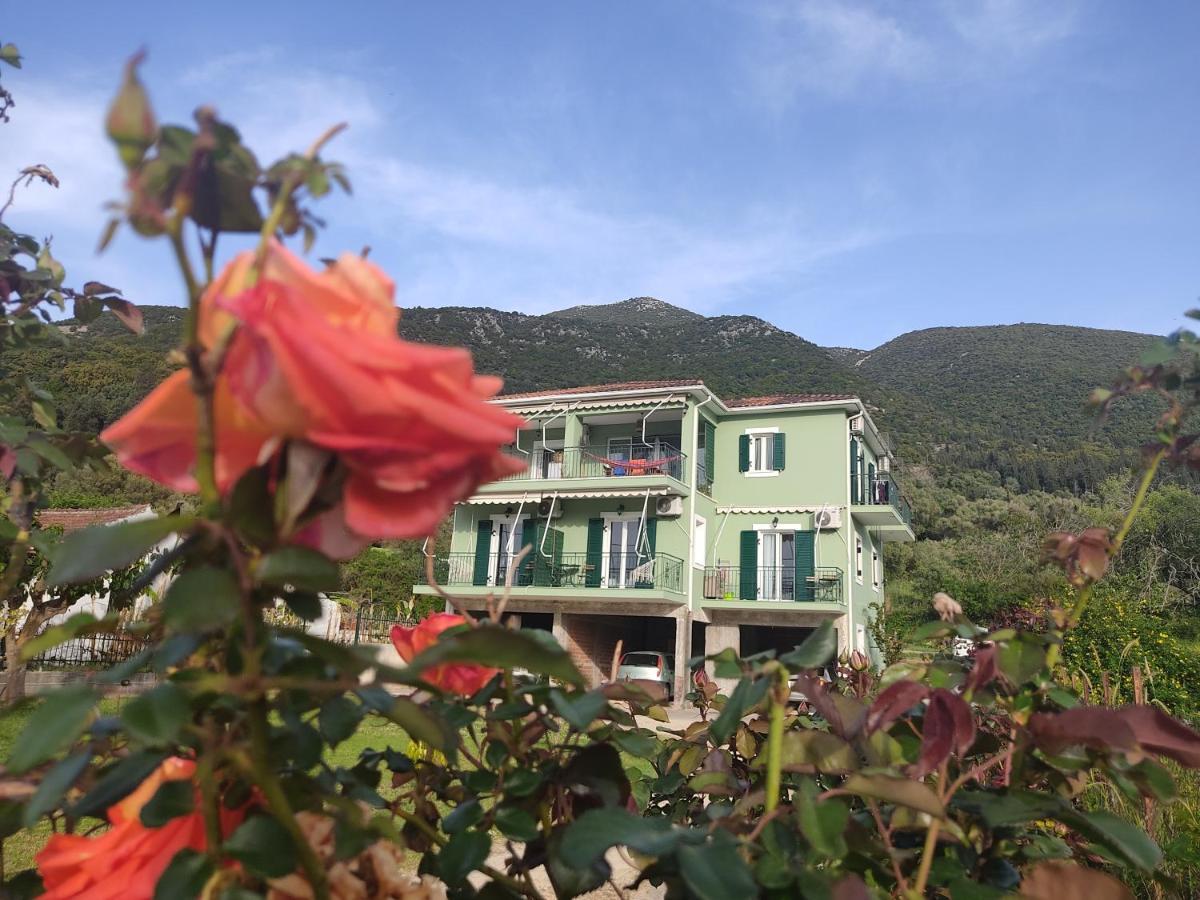 Rosegarden Villa Sami  Exterior photo